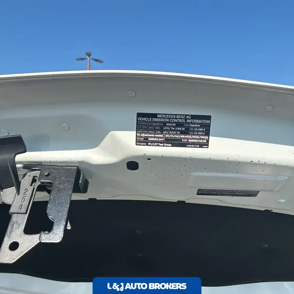 2025 Mercedes-Benz GLC GLC 300 4MATIC