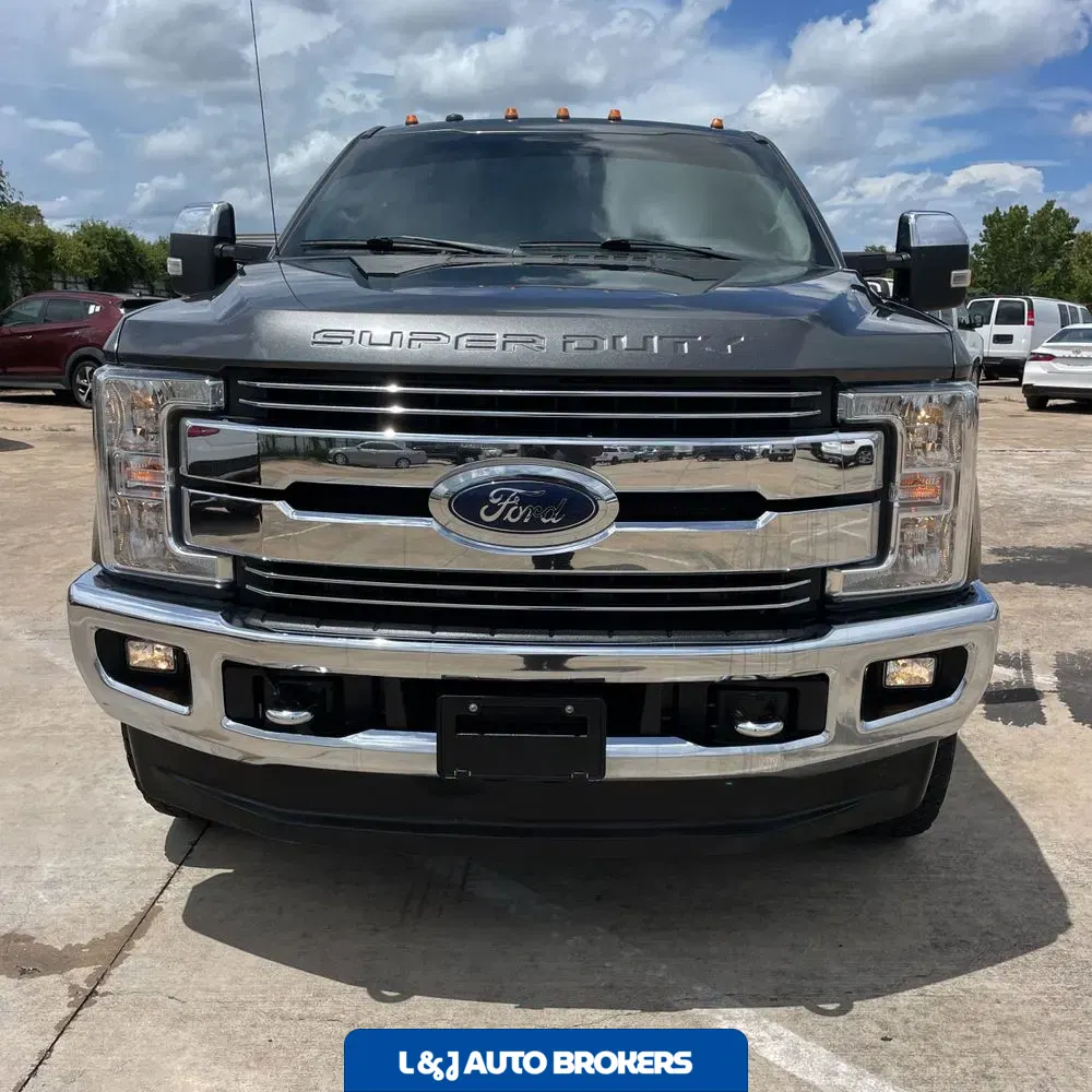 2018 Ford F-350 Super Duty Lariat