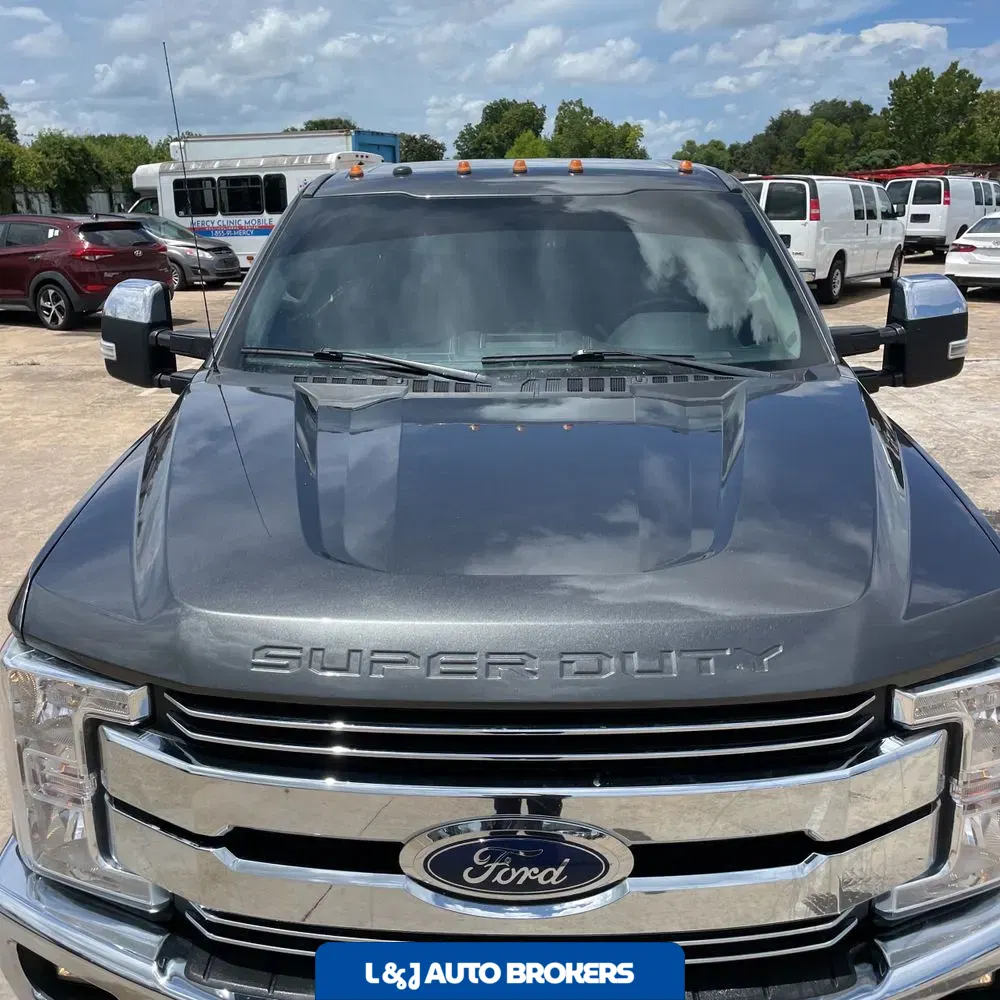 2018 Ford F-350 Super Duty Lariat