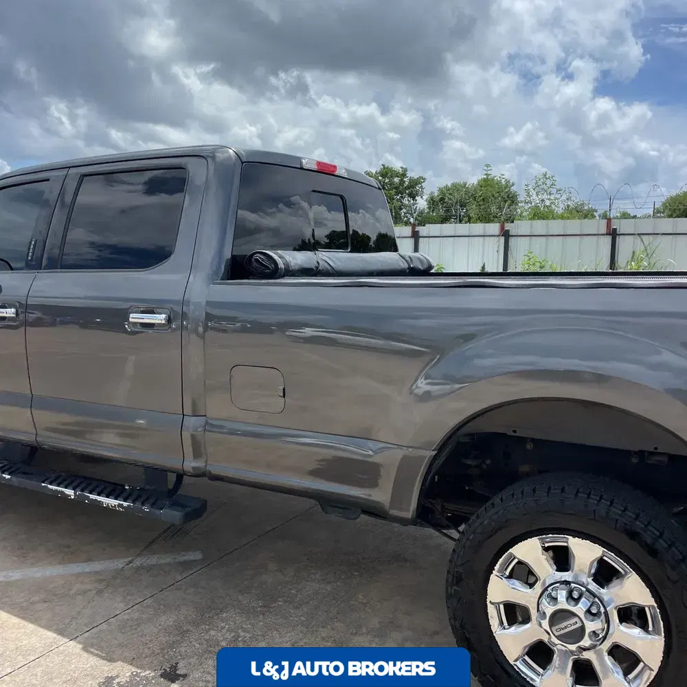 2018 Ford F-350 Super Duty Lariat