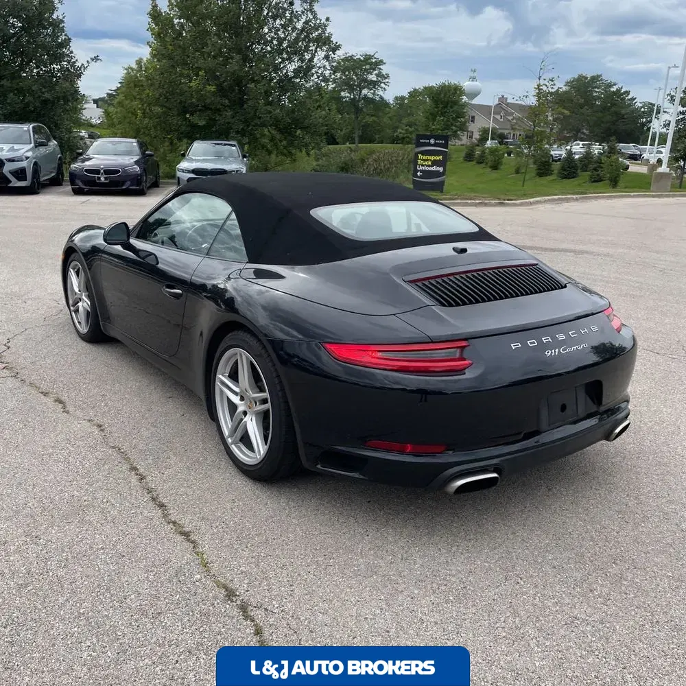 2017 Porsche 911 Carrera