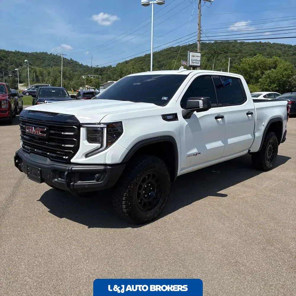 2024 GMC Sierra 1500 AT4X