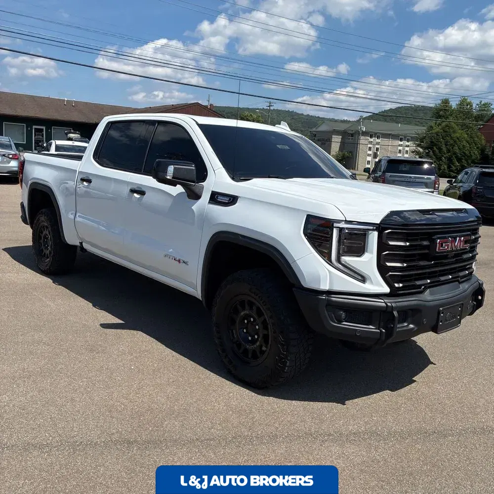 2024 GMC Sierra 1500 AT4X