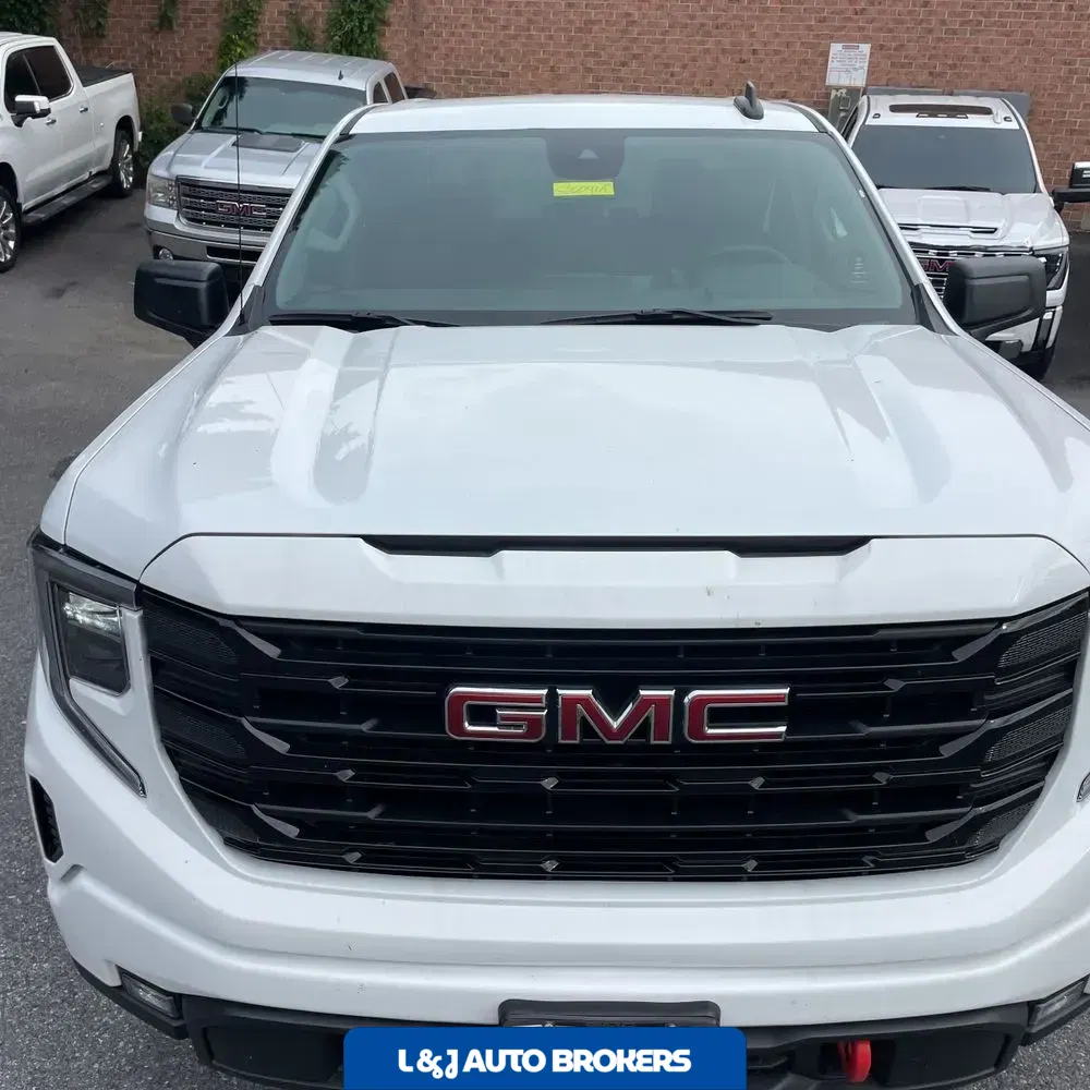 2025 GMC Sierra 1500 Elevation