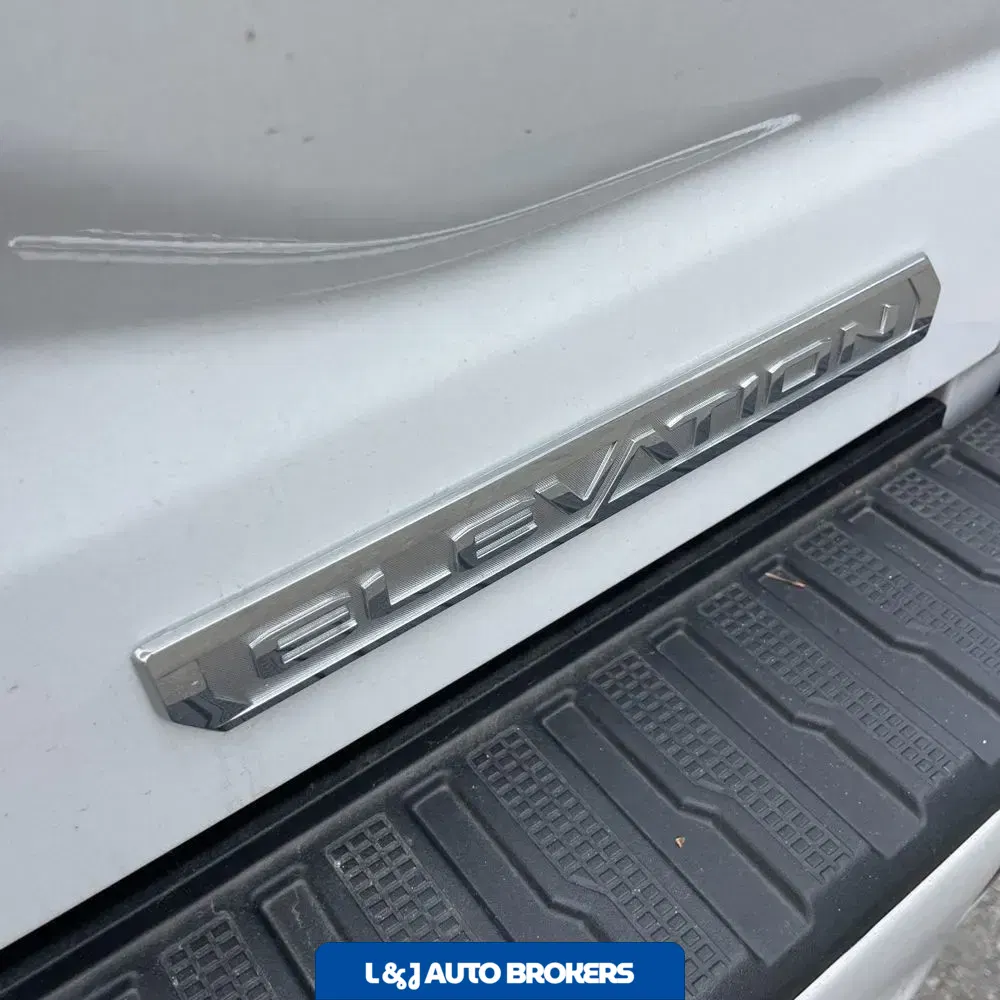 2025 GMC Sierra 1500 Elevation