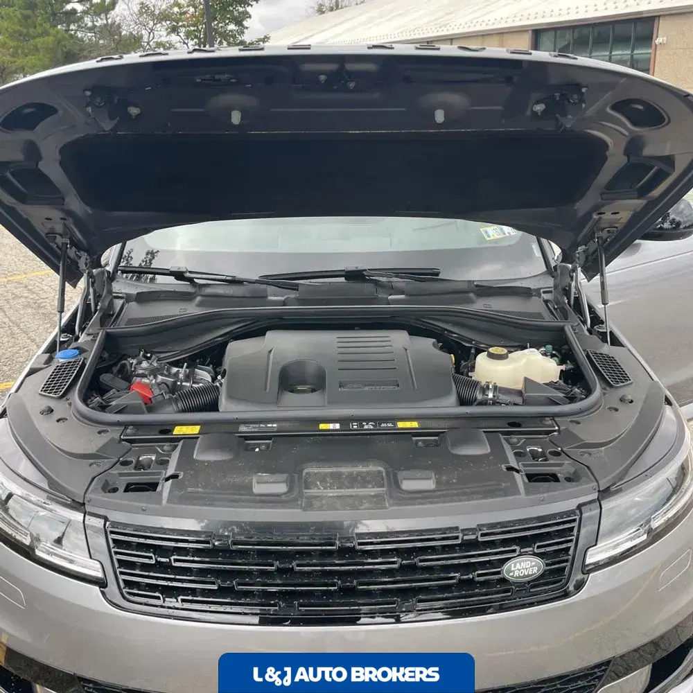 2025 Land Rover Range Rover Sport Dynamic SE P400