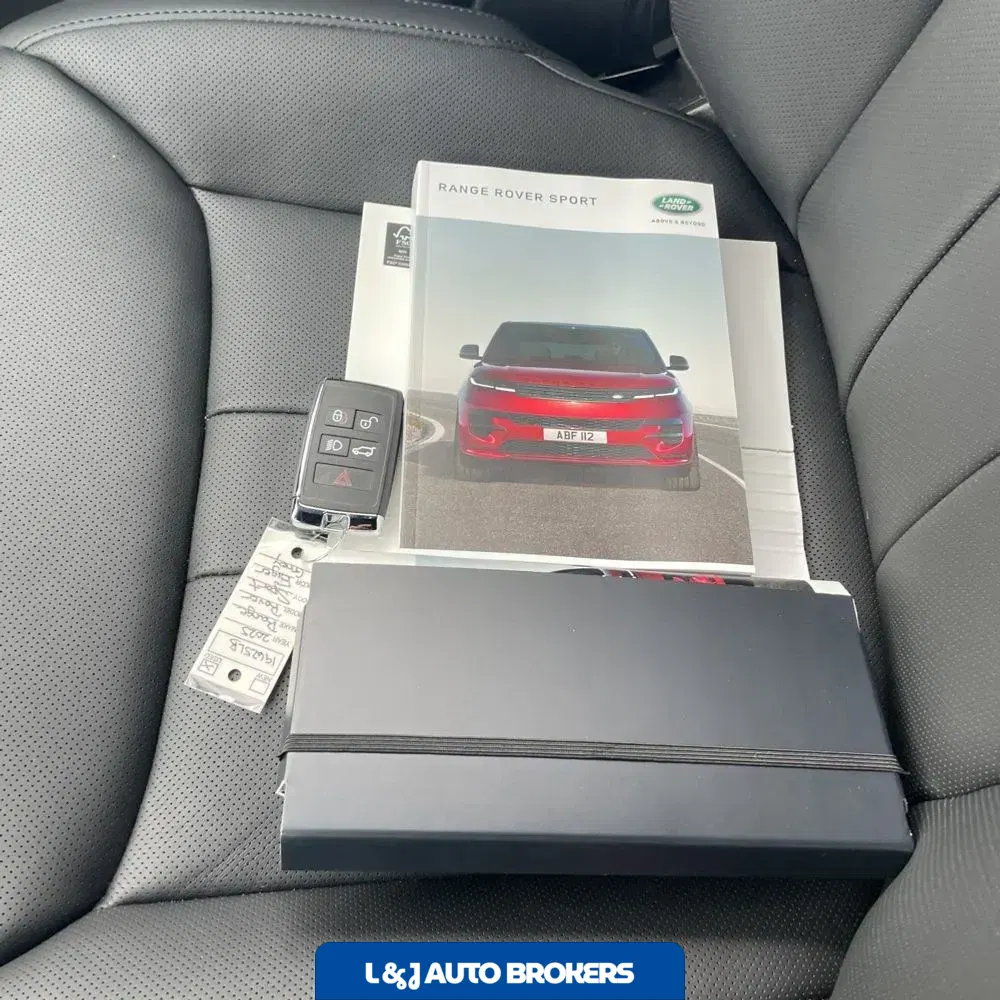 2025 Land Rover Range Rover Sport Dynamic SE P400