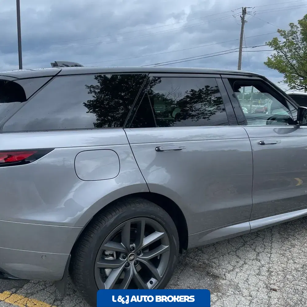 2025 Land Rover Range Rover Sport Dynamic SE P400