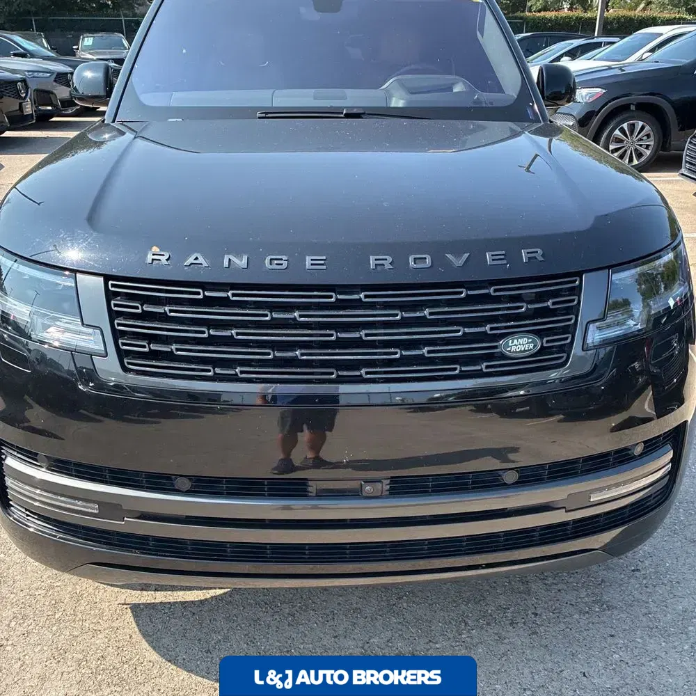2023 Land Rover Range Rover SE