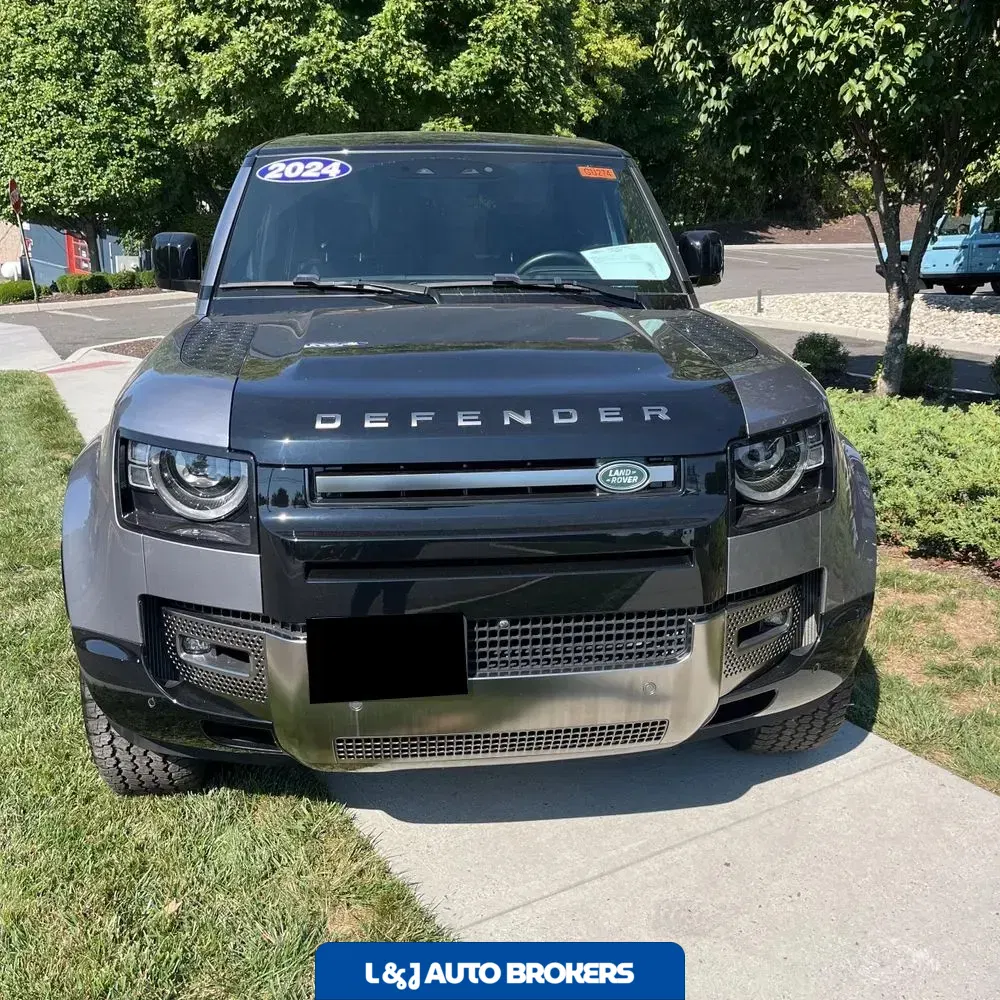 2024 Land Rover Defender 110 P400 X