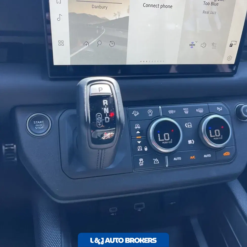 2024 Land Rover Defender 110 P400 X