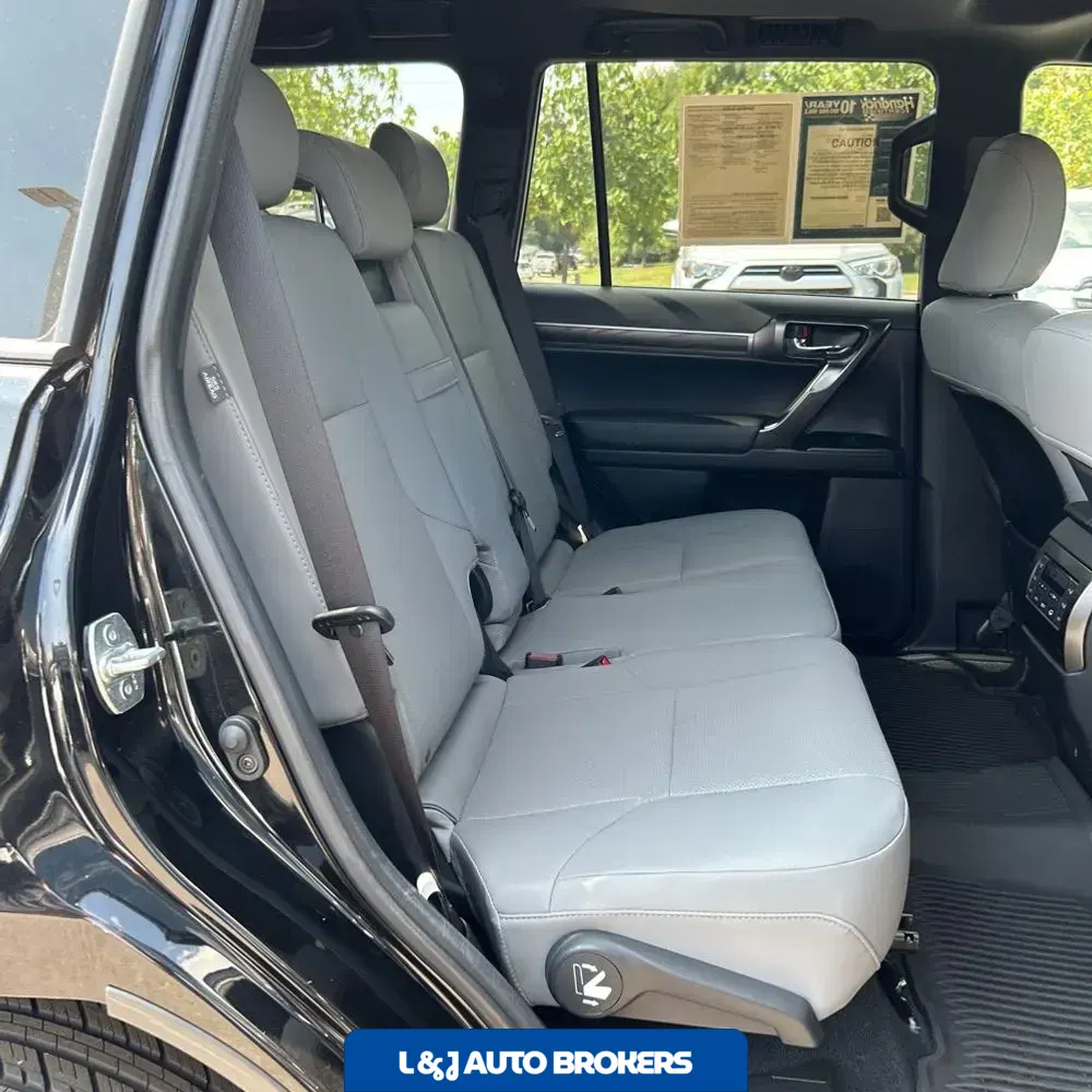 2023 Lexus GX 460 Base