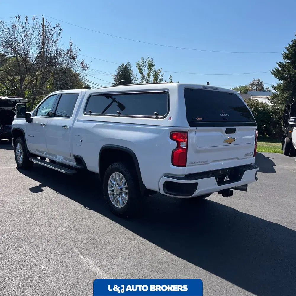 2022 Chevrolet Silverado 3500HD High Country