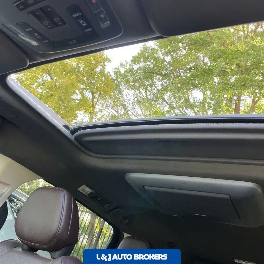 2024 Toyota Sienna Platinum 7-Passenger