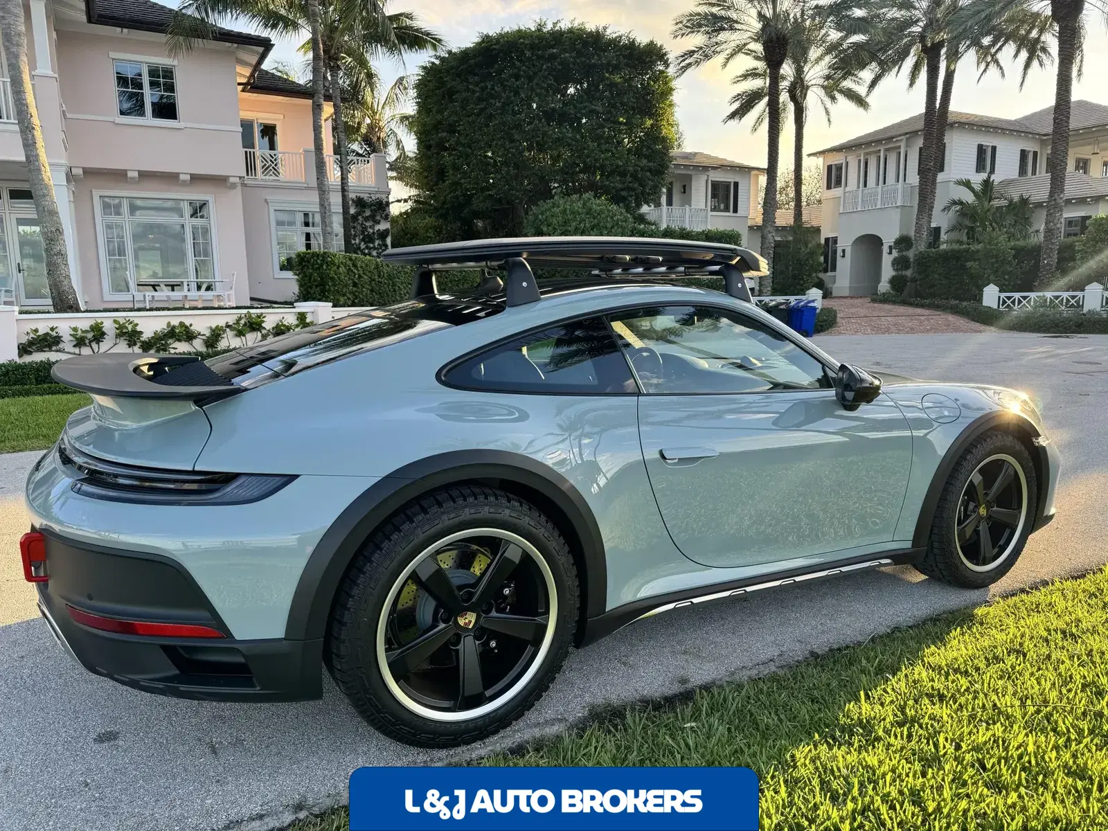 2023 Porsche 911 Dakar