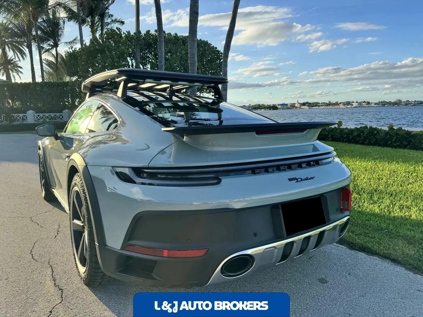 2023 Porsche 911 Dakar