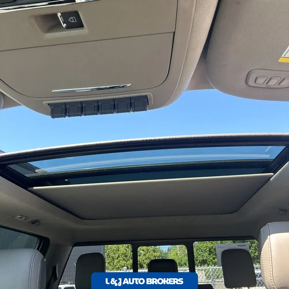 2025 Ford F-450 Super Duty Platinum