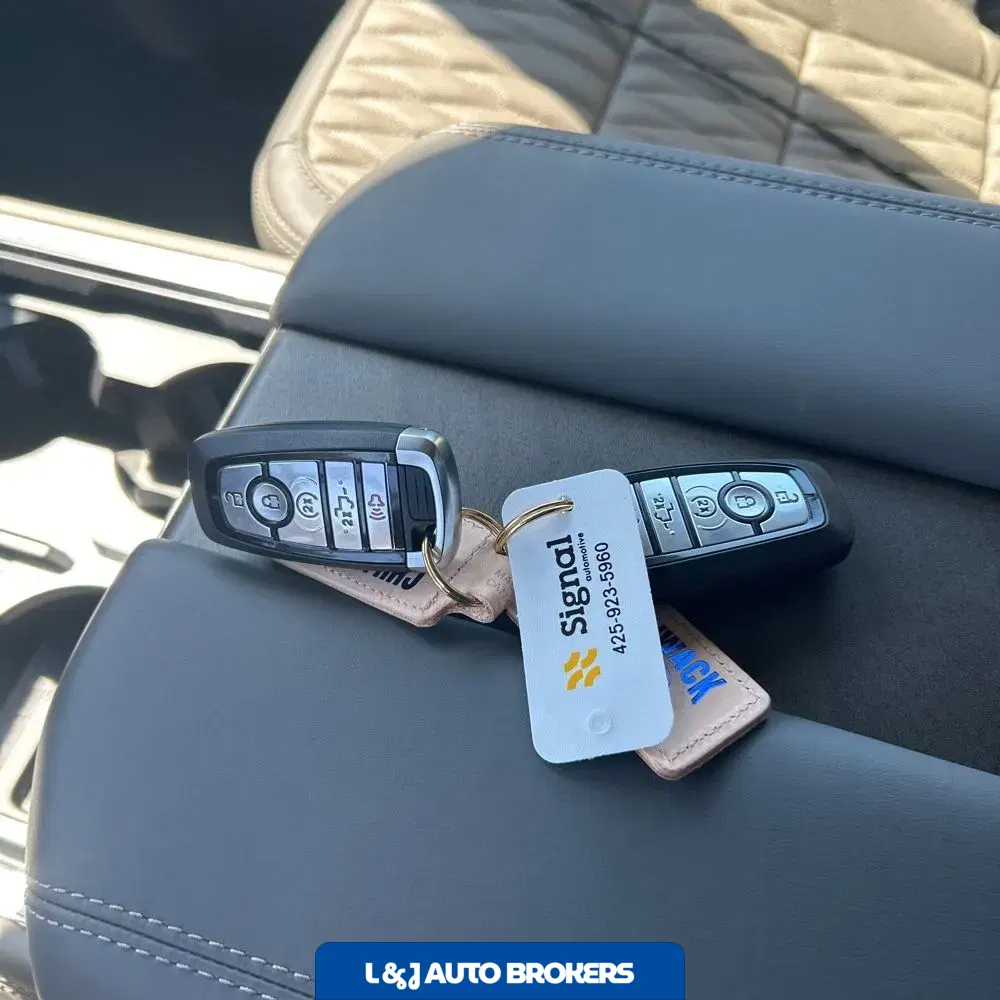 2025 Ford F-450 Super Duty Platinum