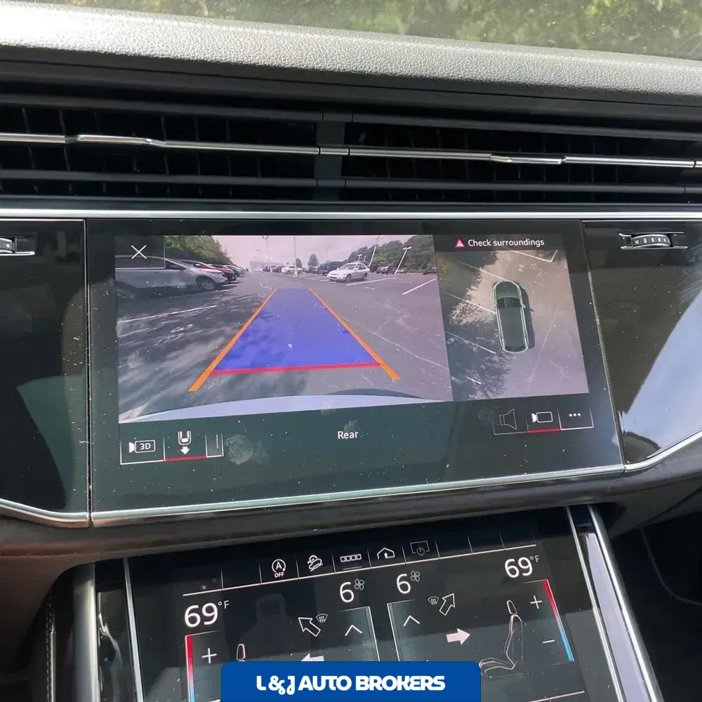 2023 Audi Q8 Premium Plus 55 TFSI