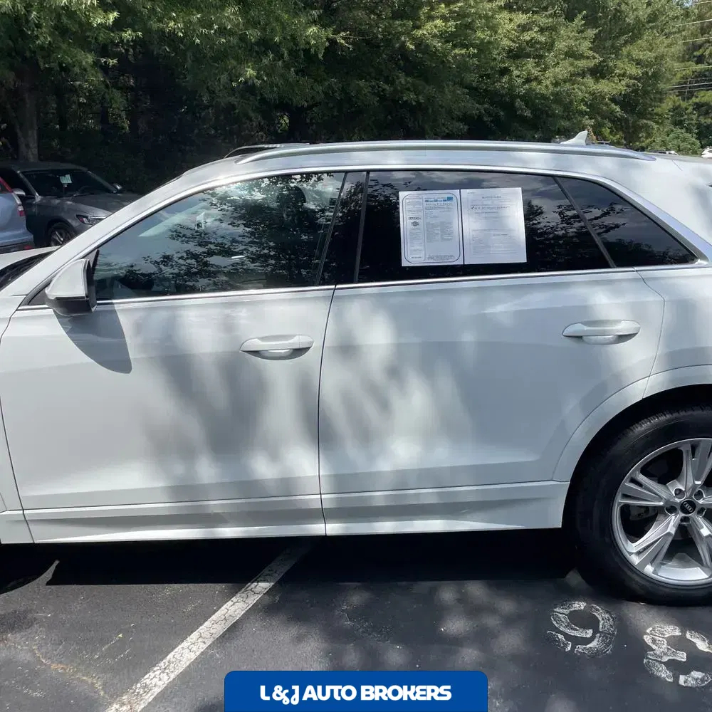 2023 Audi Q8 Premium Plus 55 TFSI
