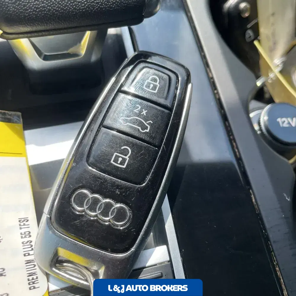 2023 Audi Q8 Premium Plus 55 TFSI