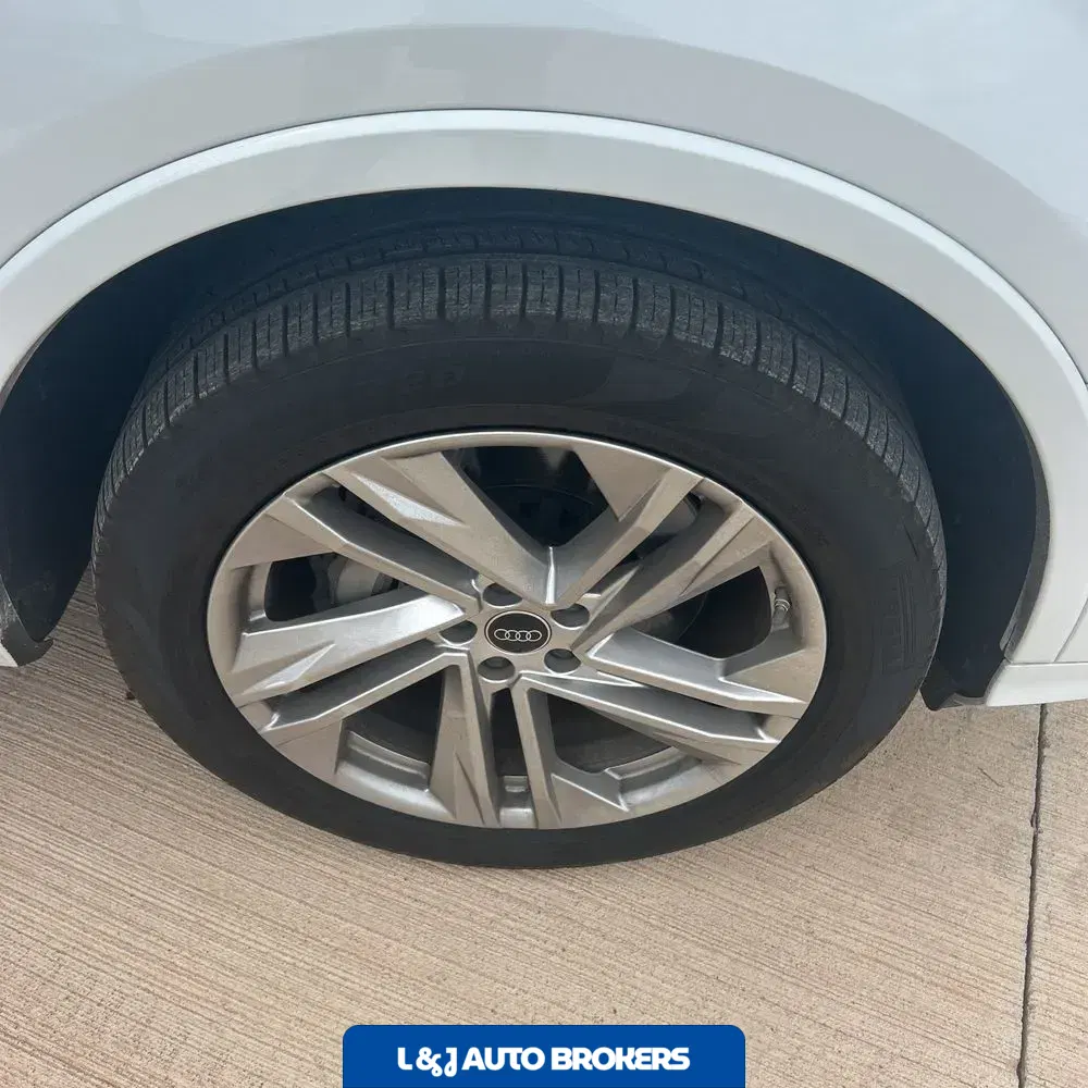 2024 Audi Q7 Premium Plus 55