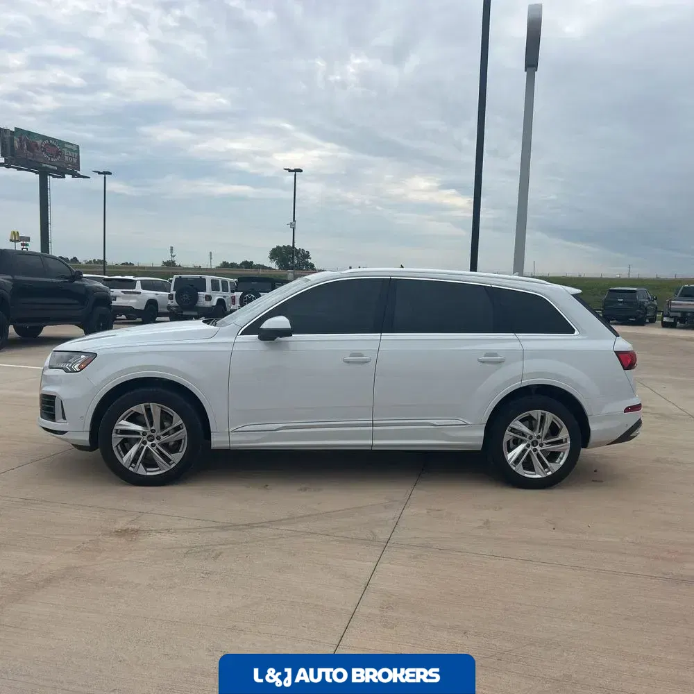 2024 Audi Q7 Premium Plus 55