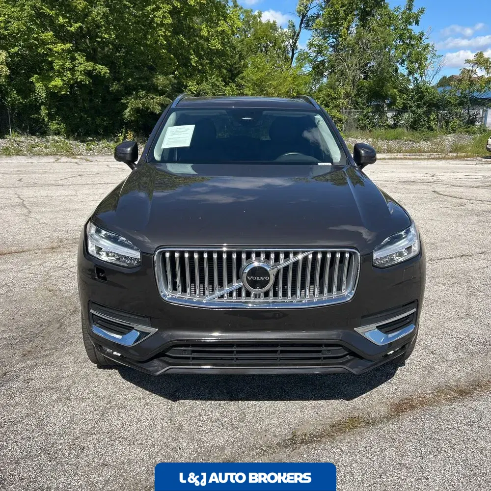 2024 Volvo XC90 B5 - Plus