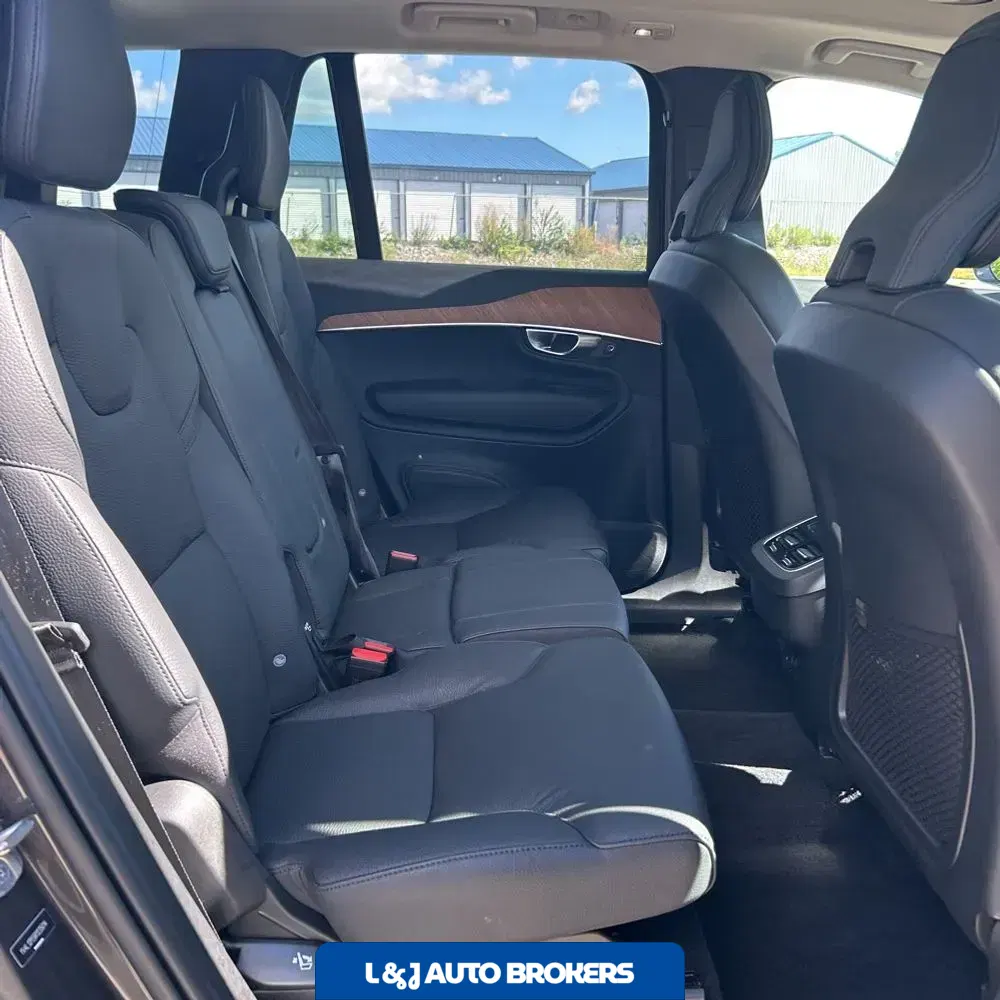 2024 Volvo XC90 B5 - Plus