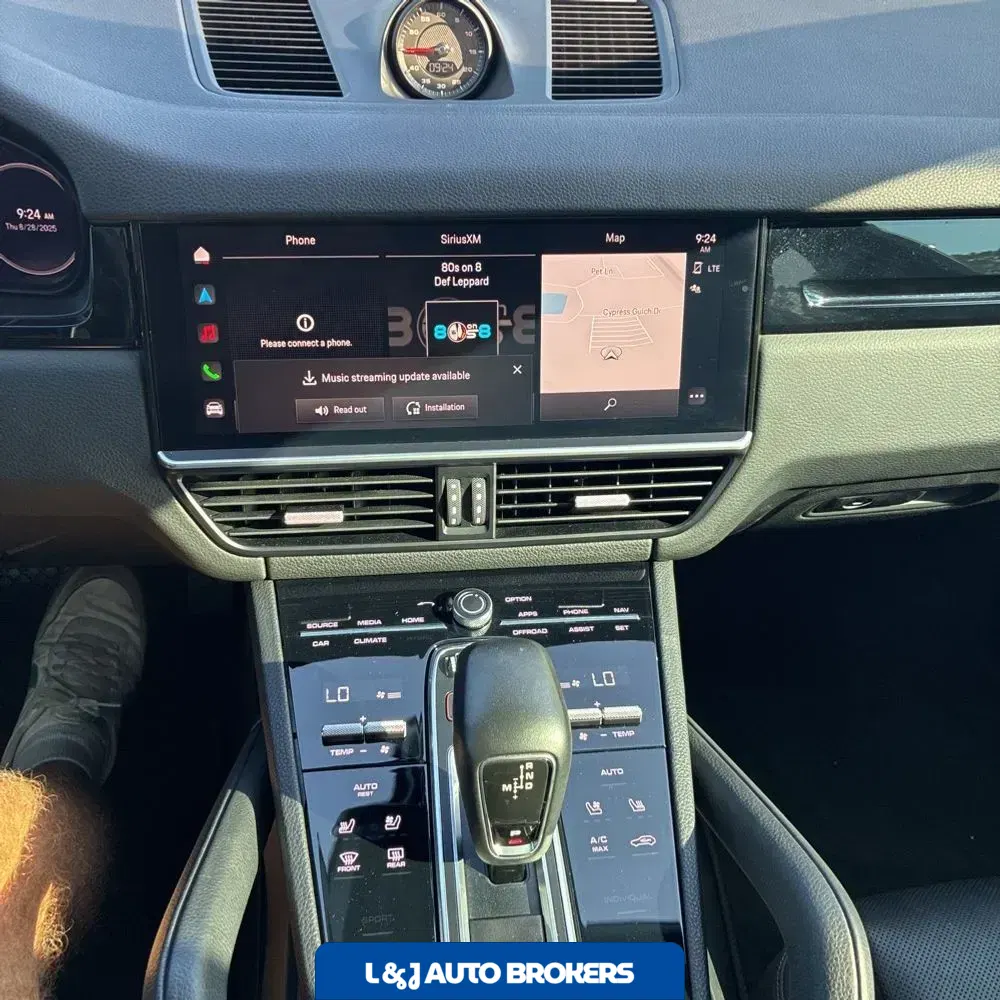 2022 Porsche Cayenne Coupe