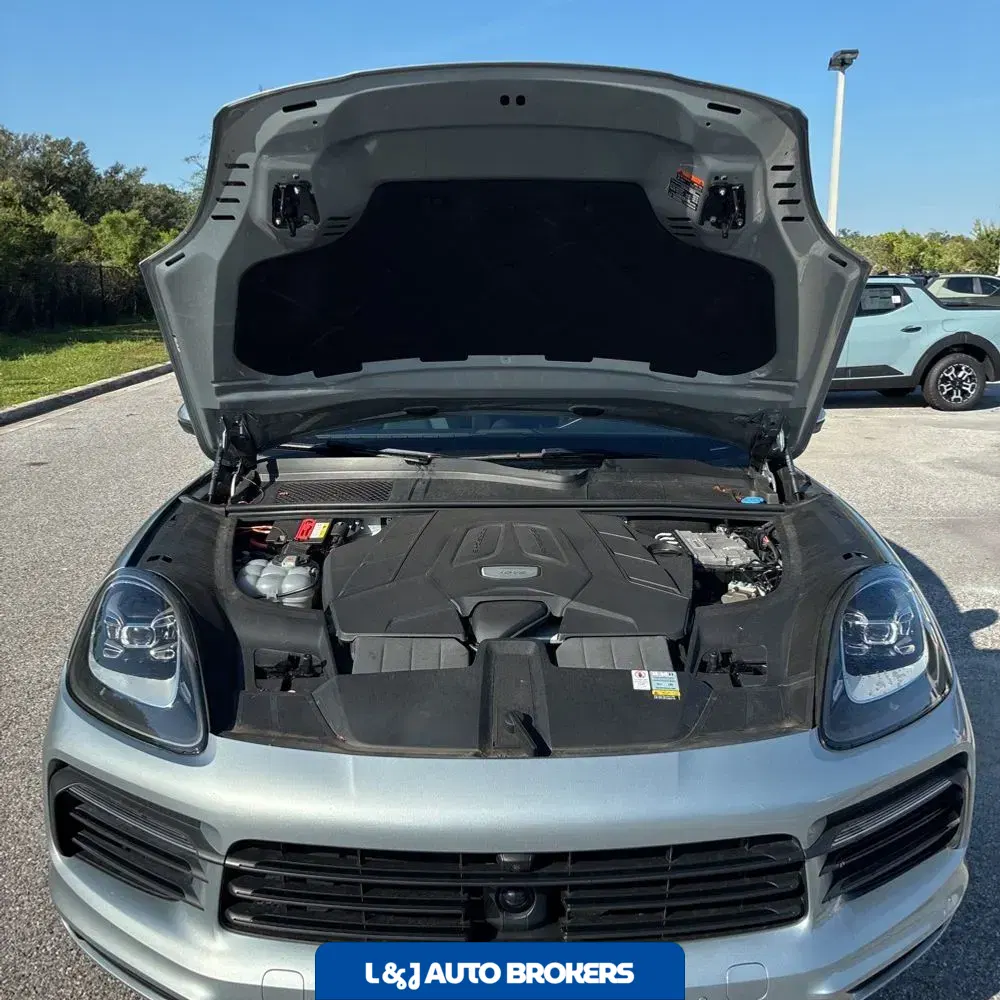 2022 Porsche Cayenne Coupe