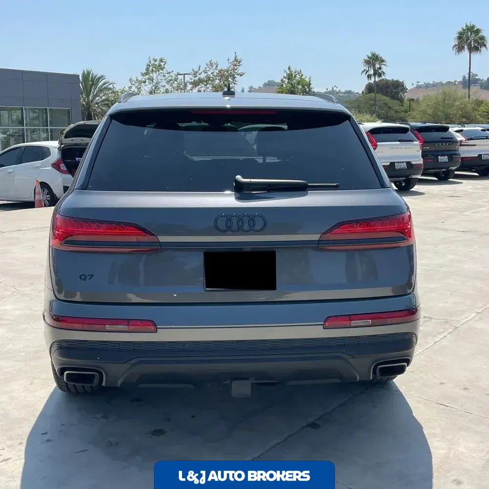 2025 Audi Q7 Premium Plus 55