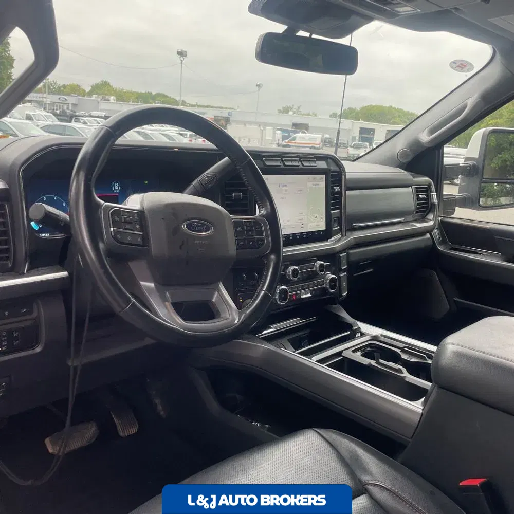 2023 Ford F-250 Super Duty Lariat