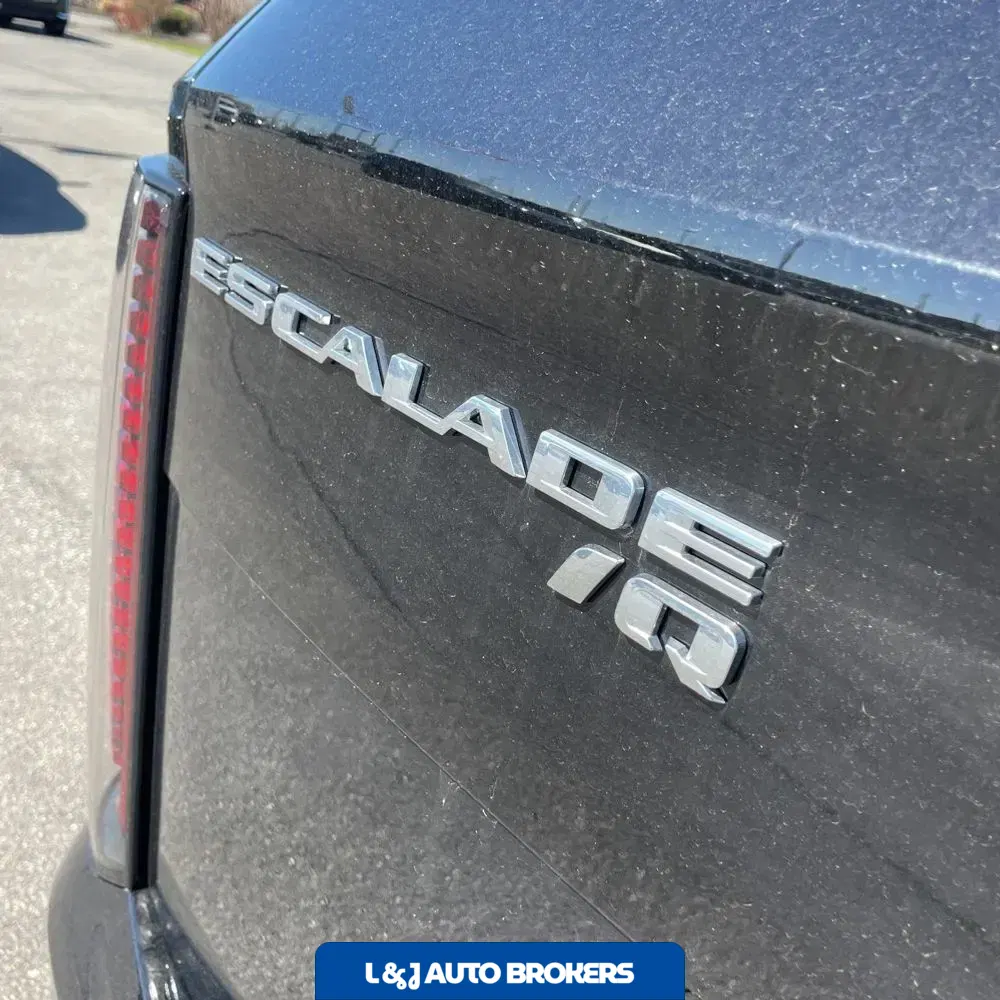 2025 Cadillac Escalade IQ Sport 2