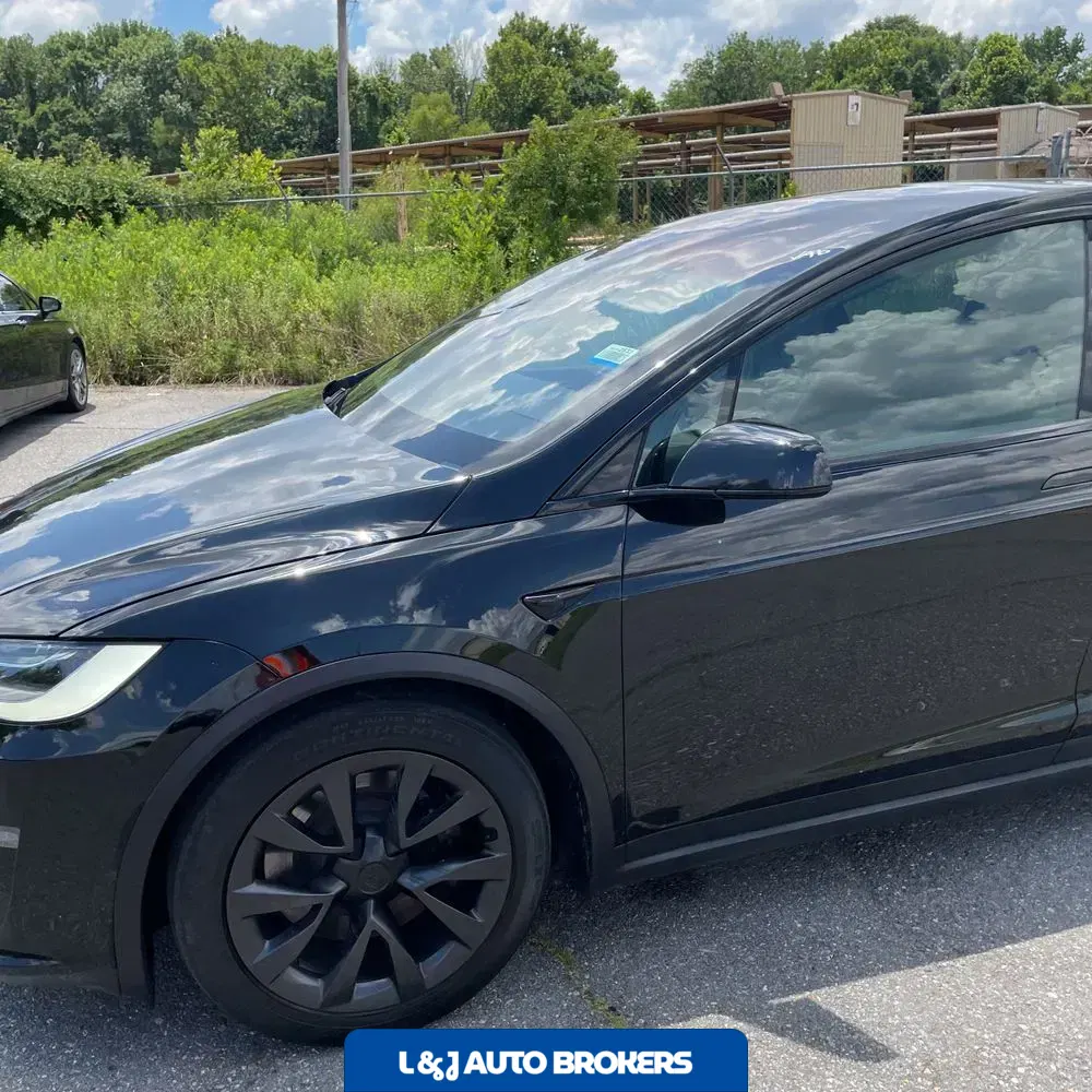 2022 Tesla Model X Plaid