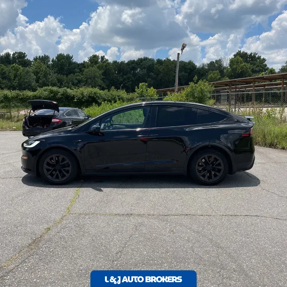 2022 Tesla Model X Plaid