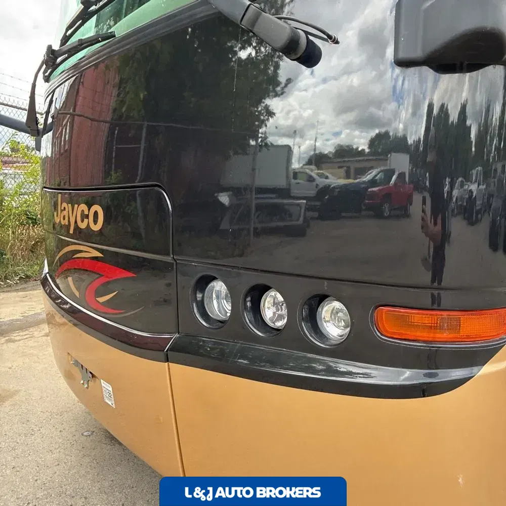 2019 Jayco Embark 37B
