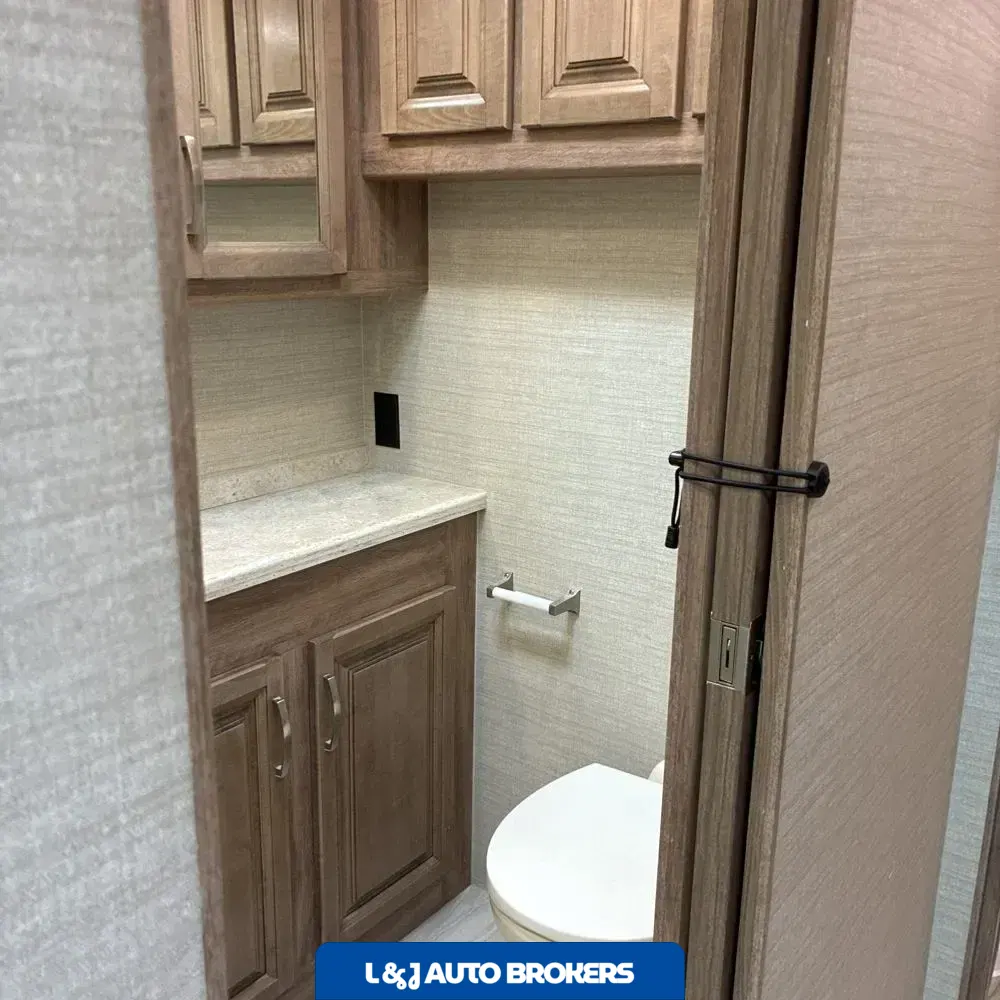 2019 Jayco Embark 37B