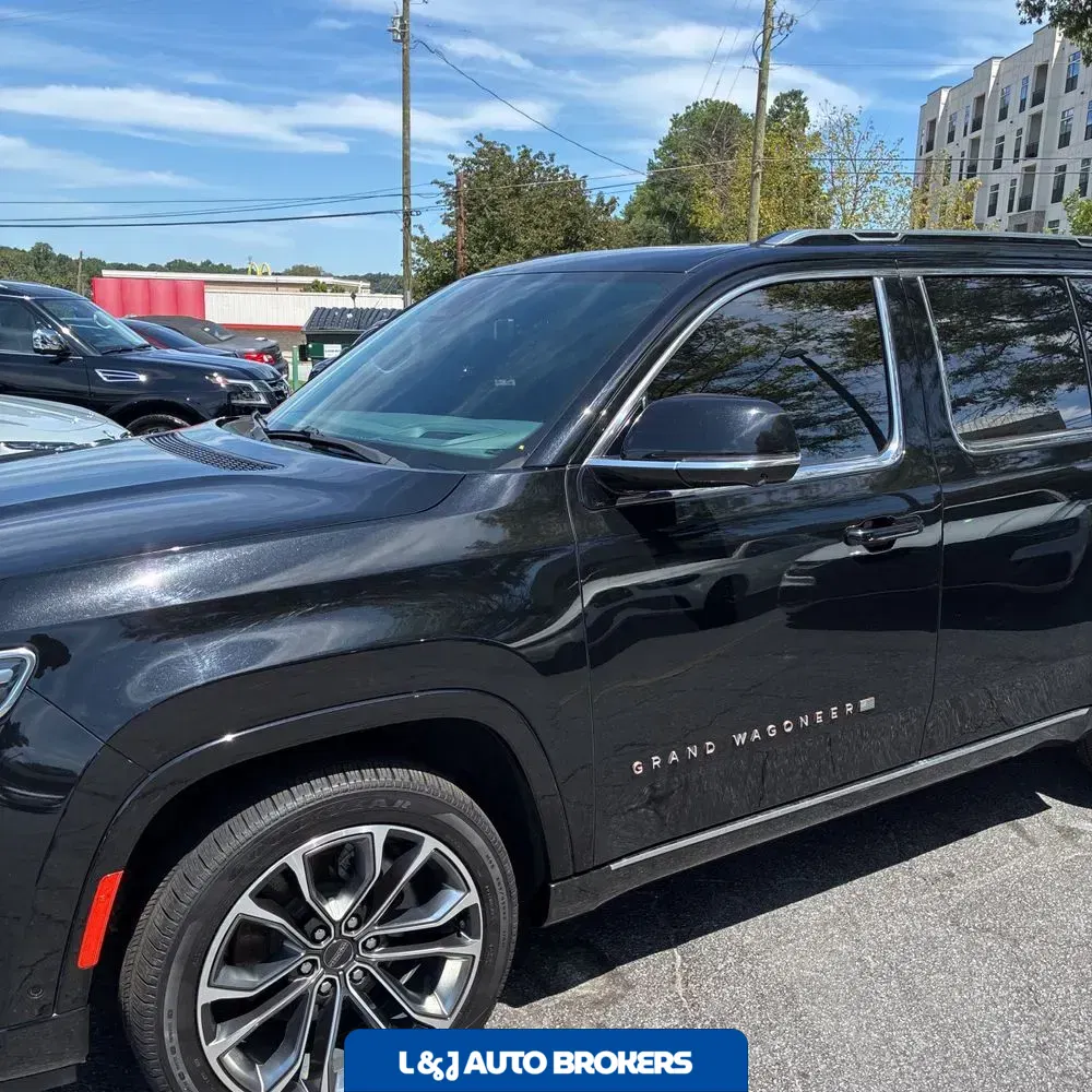 2022 Jeep Grand Wagoneer Series III