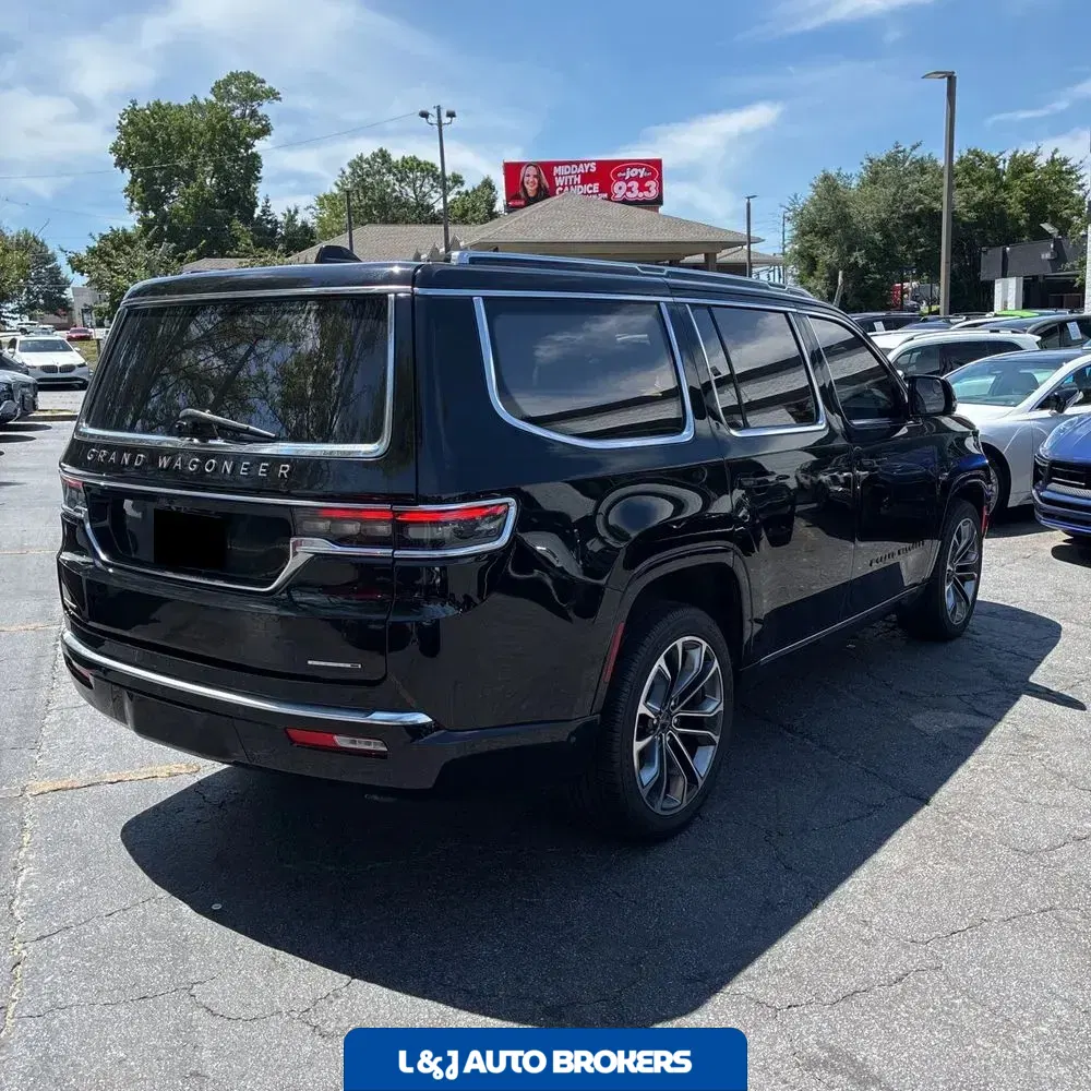 2022 Jeep Grand Wagoneer Series III