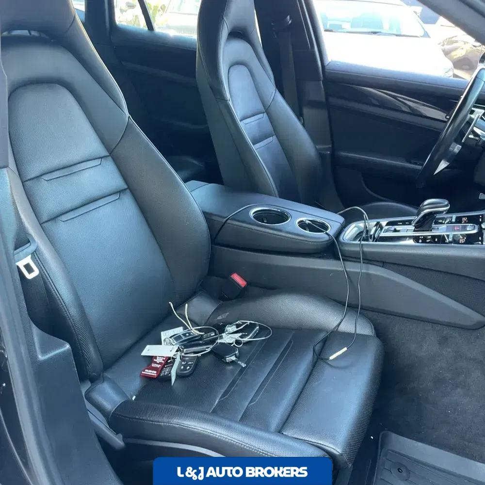 2018 Porsche Panamera 4