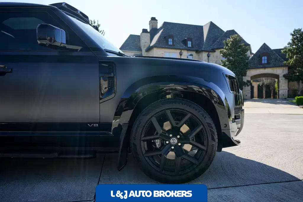 2023 Land Rover Defender 110 110 Carpathian Edition