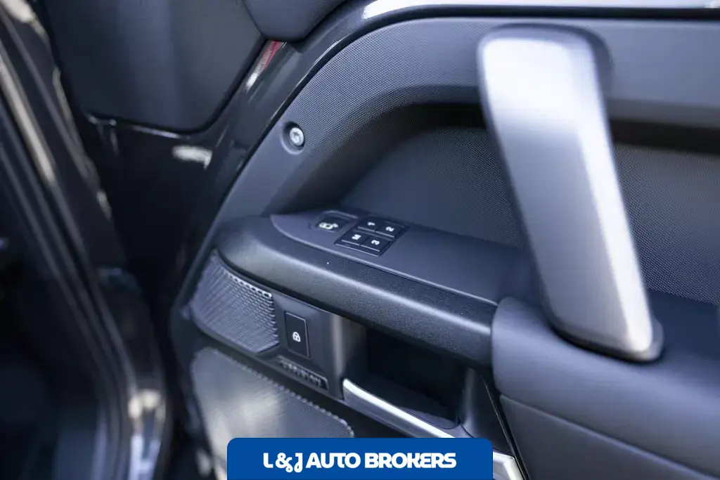 2023 Land Rover Defender 110 110 Carpathian Edition