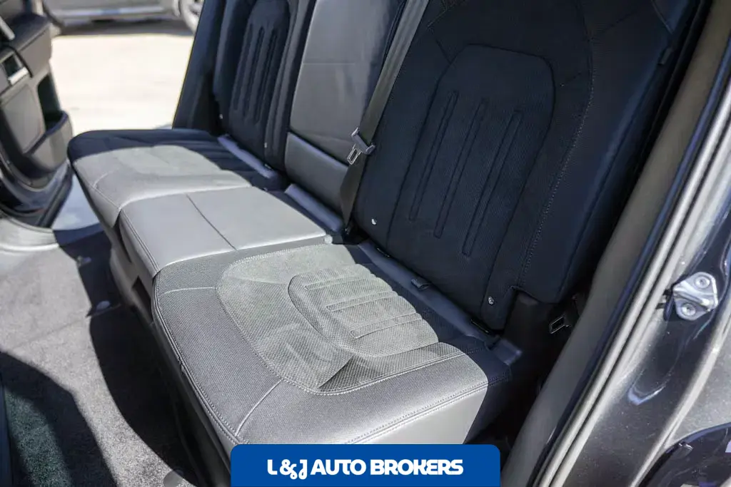 2023 Land Rover Defender 110 110 Carpathian Edition