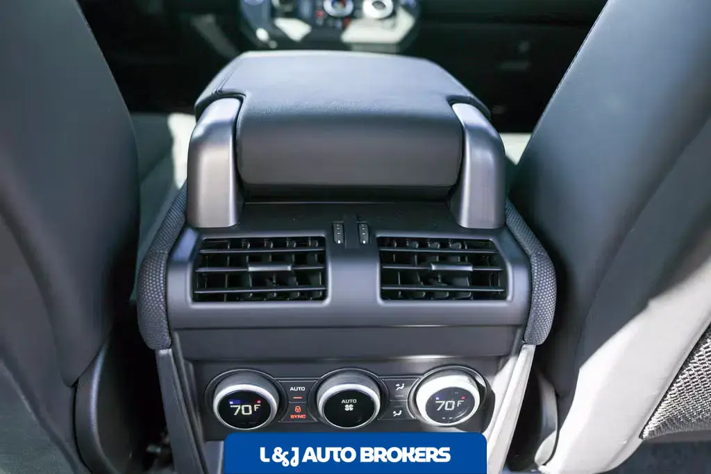2023 Land Rover Defender 110 110 Carpathian Edition