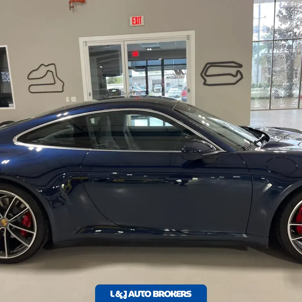 2021 Porsche 911 Carrera 4S