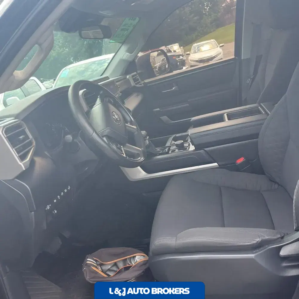 2023 Toyota Tundra SR5