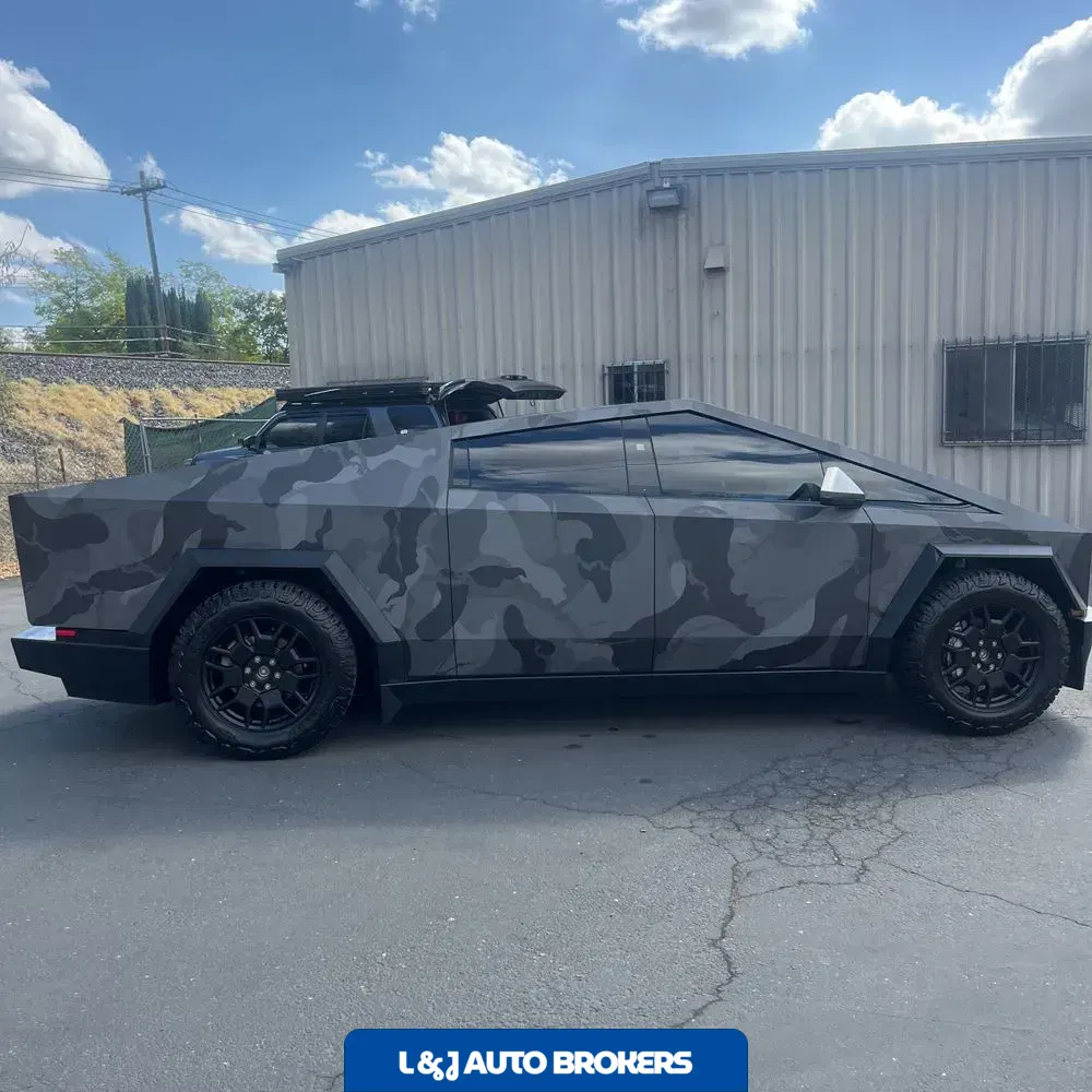 2024 Tesla Cybertruck Base