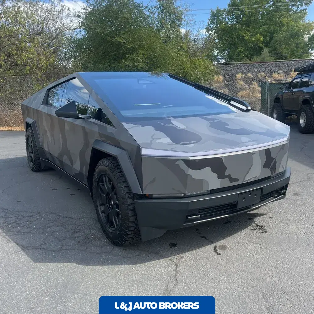 2024 Tesla Cybertruck Base