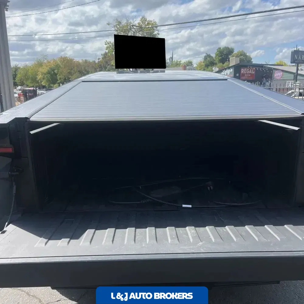 2024 Tesla Cybertruck Base